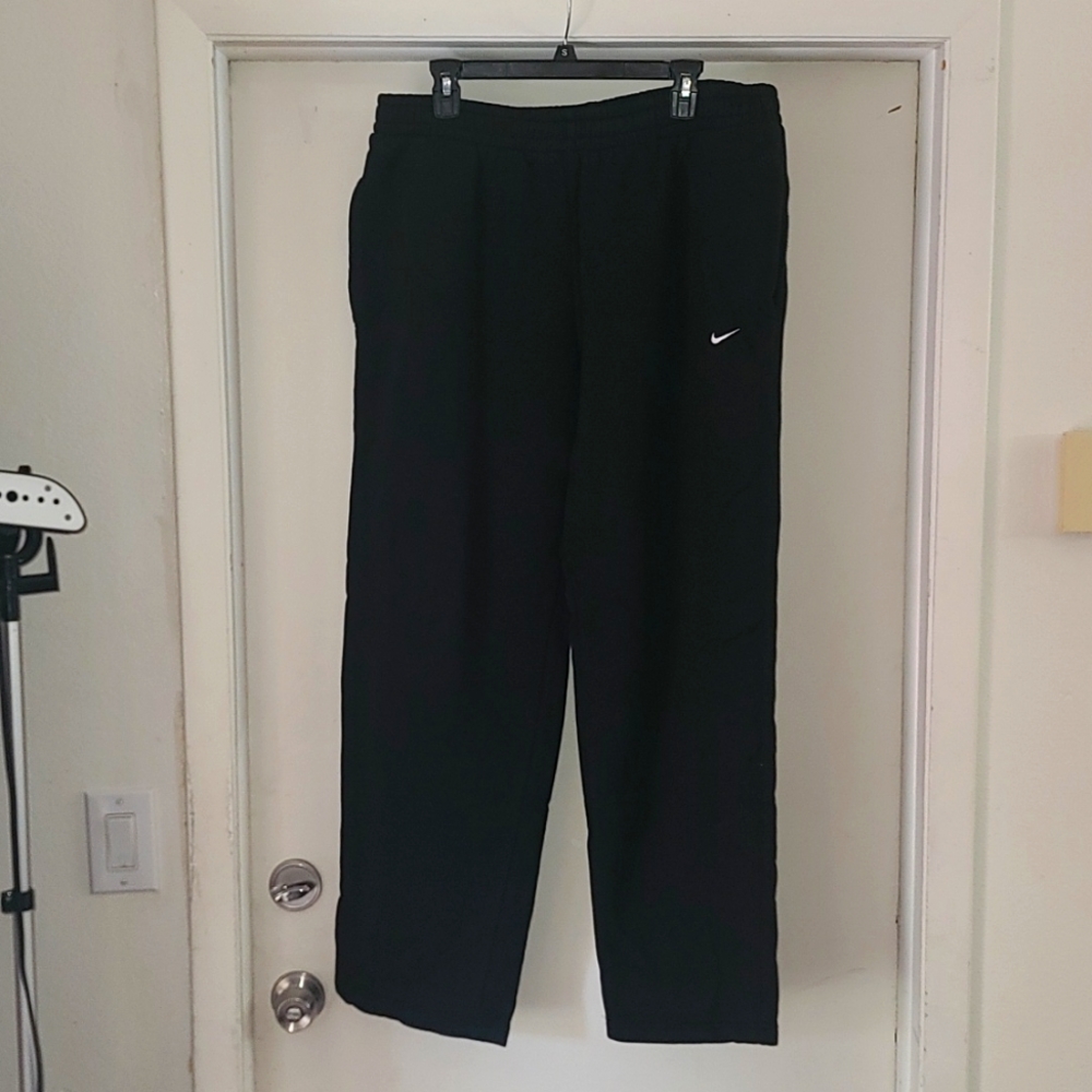 Nike sweatpants and hoodie combo